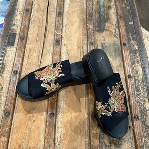 Women's size 10 slides by Bebe